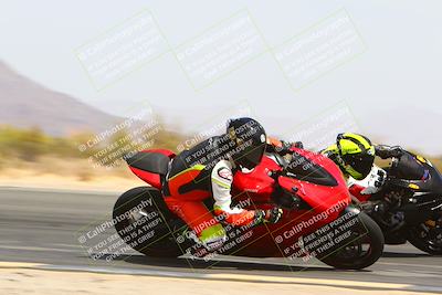 media/Apr-10-2022-SoCal Trackdays (Sun) [[f104b12566]]/Turn 3 Inside (1150am)/